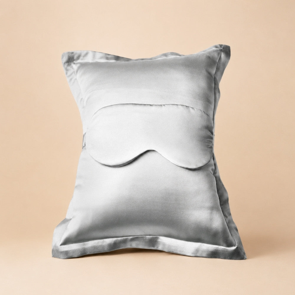 Austin - Silk Throw Pillow | The Silk Avenue