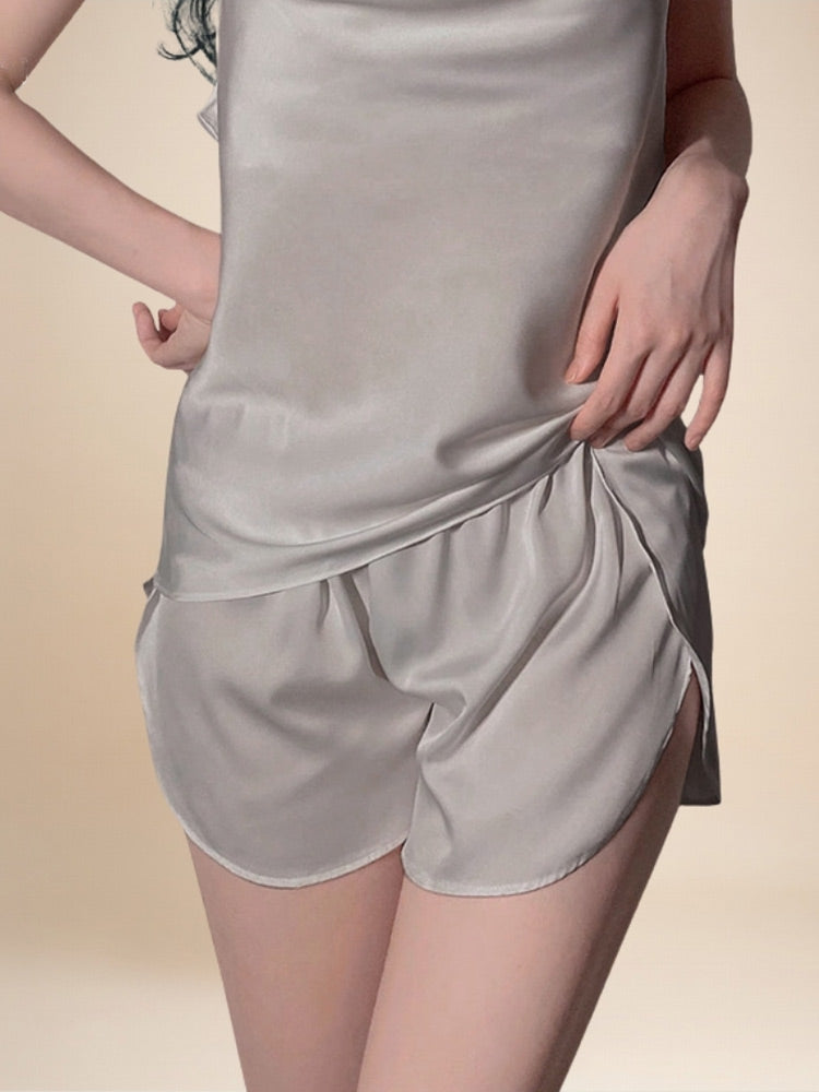 Avienna - Ruffle Hem Silk Shorts | The Silk Avenue