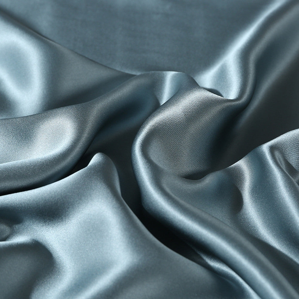 Harlow - Zipper Silk Pillowcase | The Silk Avenue