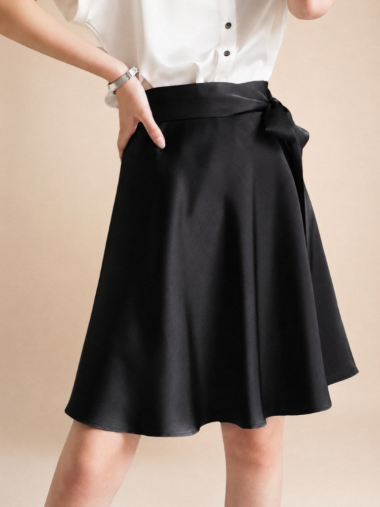 Selindra - Black Bow-Tie Silk Mini Skirt | The Silk Avenue