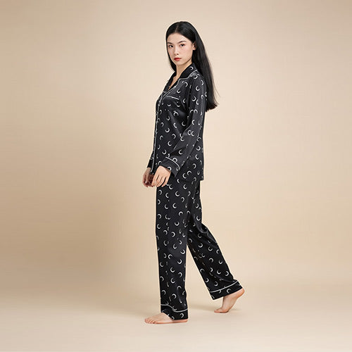 Zaryssa Long Sleeve Moon Print Silk Pajama Set | The Silk Avenue