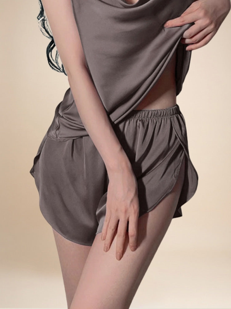 Avienna - Ruffle Hem Silk Shorts | The Silk Avenue