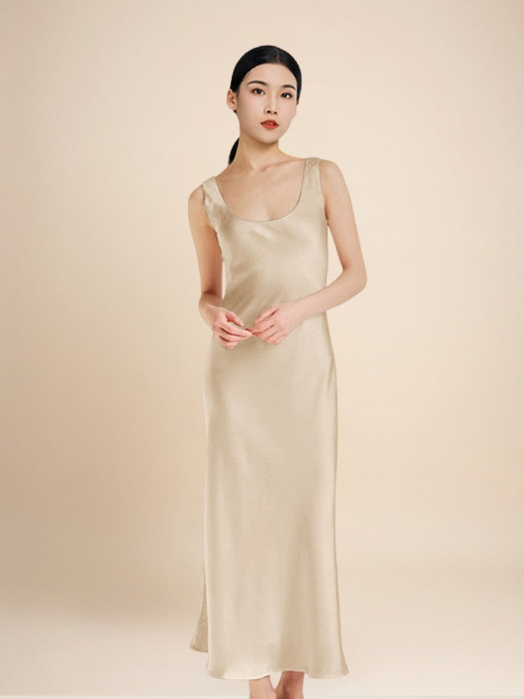 Beatrice – Silk U-Neck Maxi Dress | The Silk Avenue