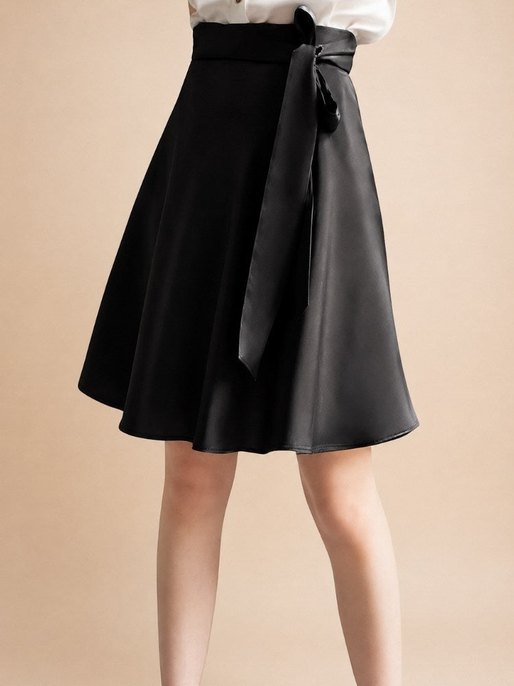 Selindra - Black Bow-Tie Silk Mini Skirt | The Silk Avenue